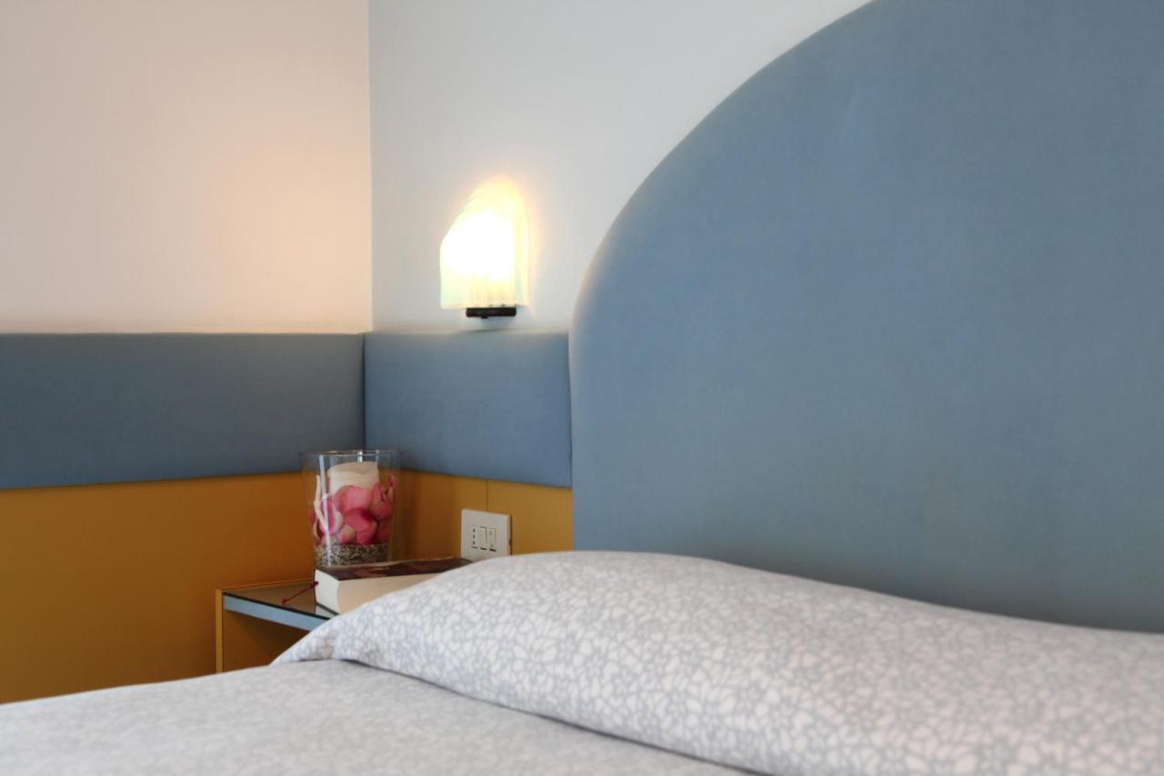 Hotel Norma 米萨诺阿德里亚蒂科 外观 照片
