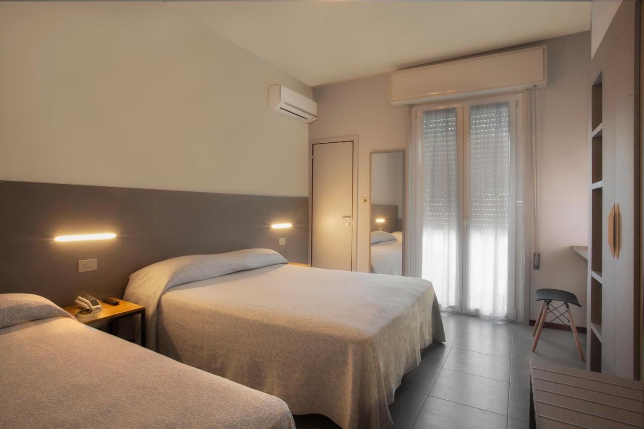 Hotel Norma 米萨诺阿德里亚蒂科 外观 照片