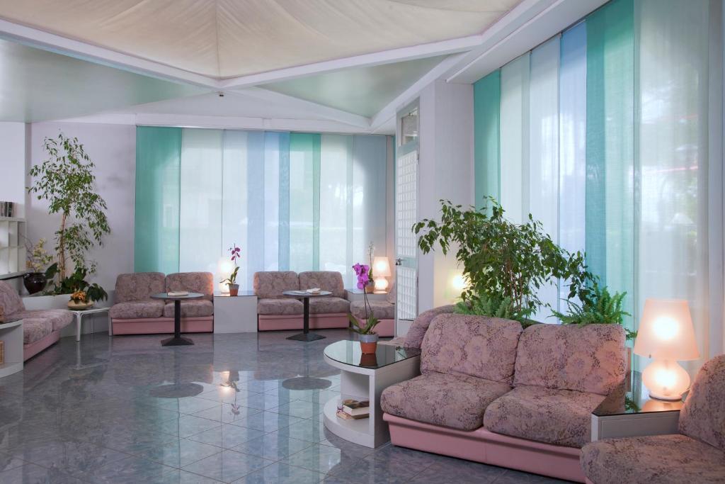 Hotel Norma 米萨诺阿德里亚蒂科 外观 照片